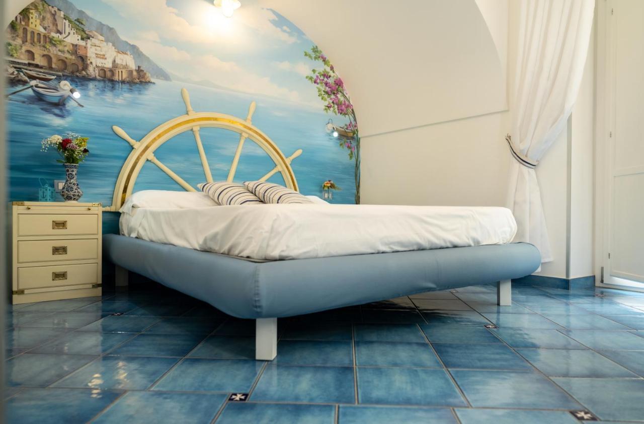 Scirocco - Amazing Flat With Terrace In The Center Apartment Amalfi Bagian luar foto