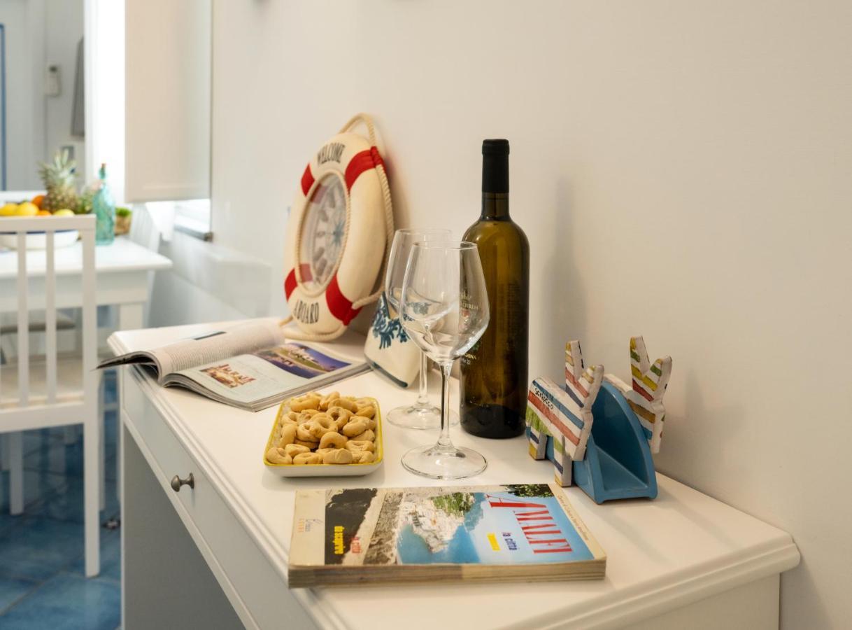 Scirocco - Amazing Flat With Terrace In The Center Apartment Amalfi Bagian luar foto