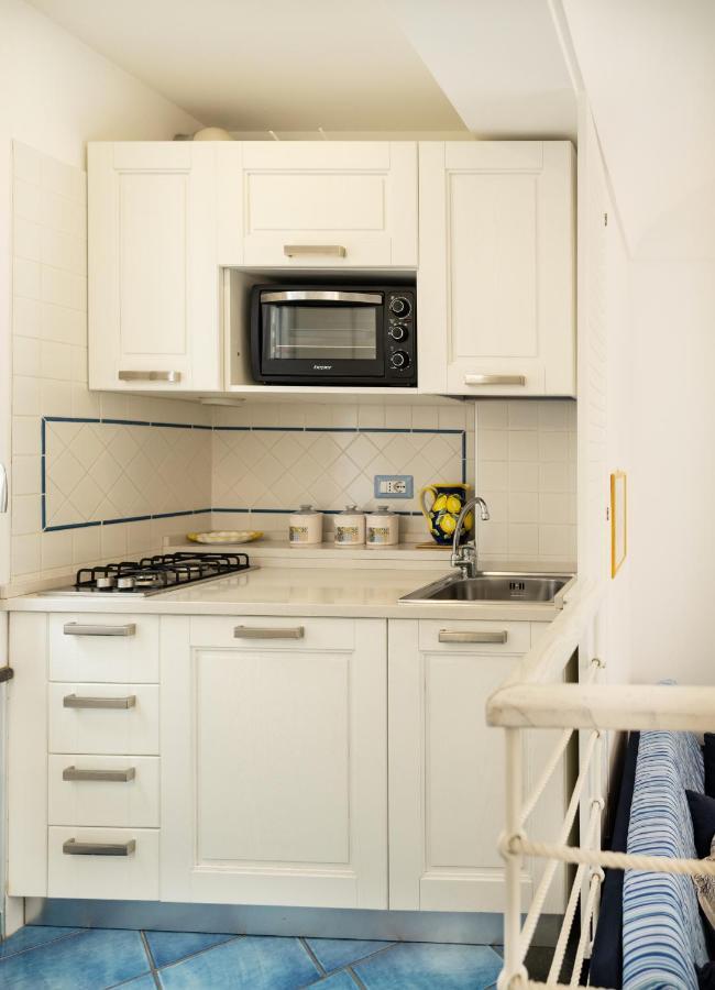 Scirocco - Amazing Flat With Terrace In The Center Apartment Amalfi Bagian luar foto